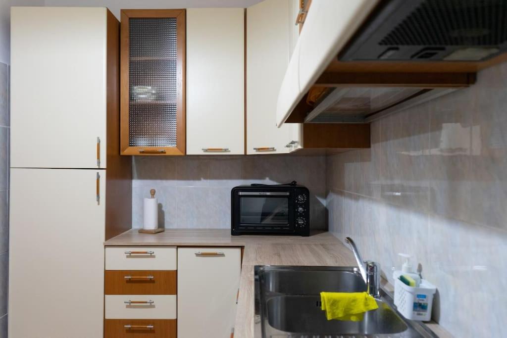 Comodo Appartamento A Crotone Esterno foto